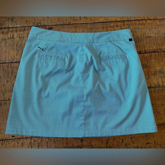 Puma Women’s Golf Tech‎ Skort size 10 - Picture 3 of 4